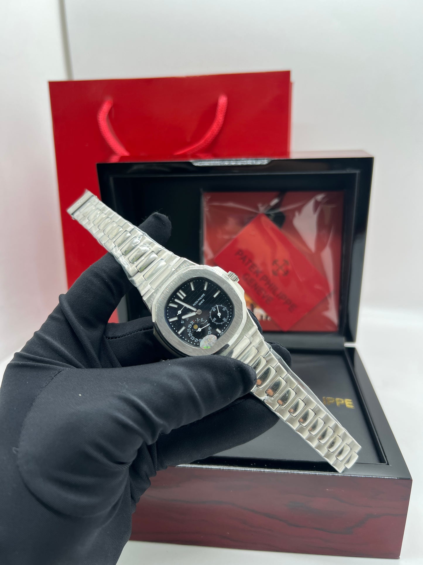 Comes With Box And Bag Guranteed 1 year