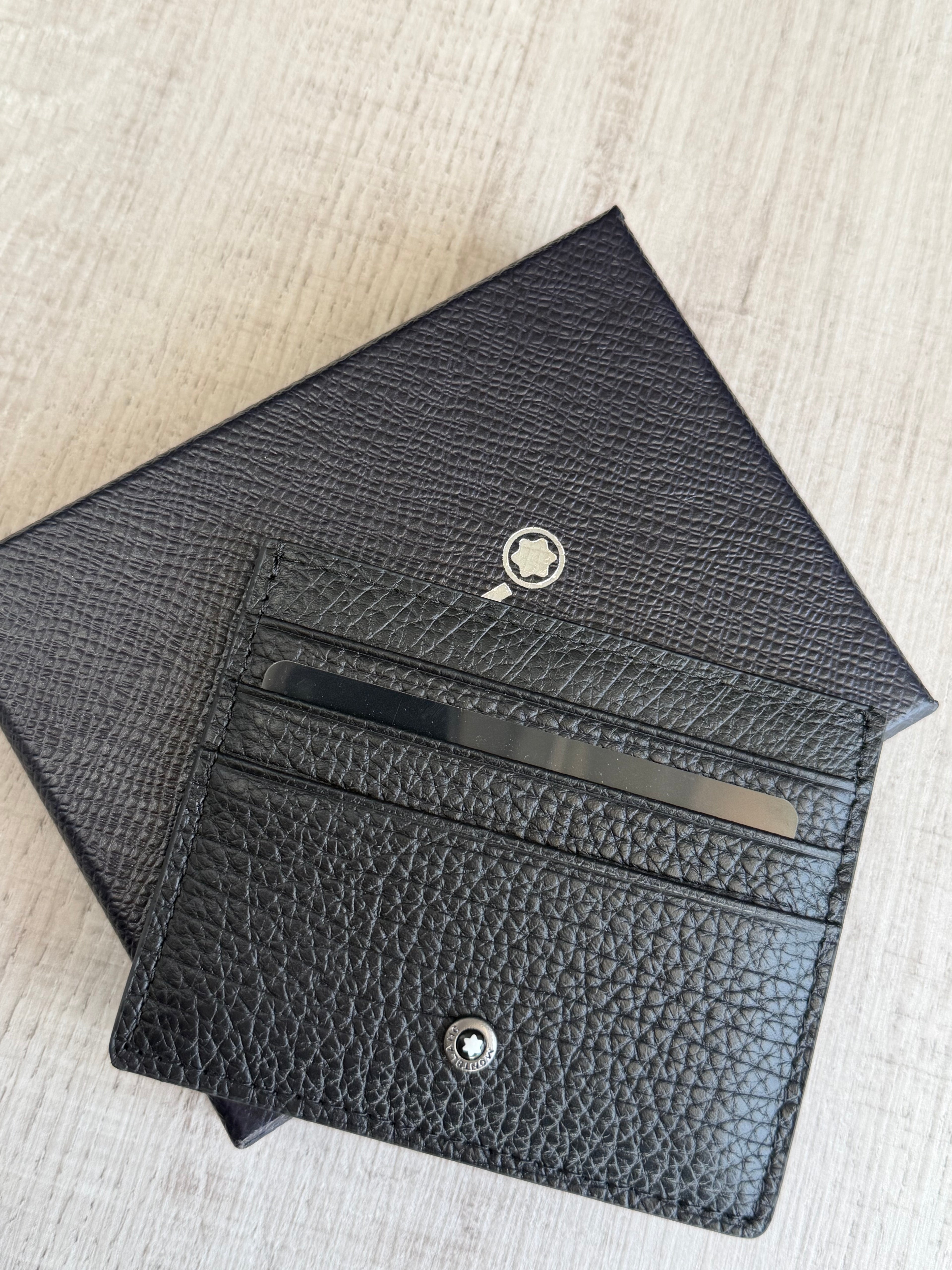 Mont blanc card holder