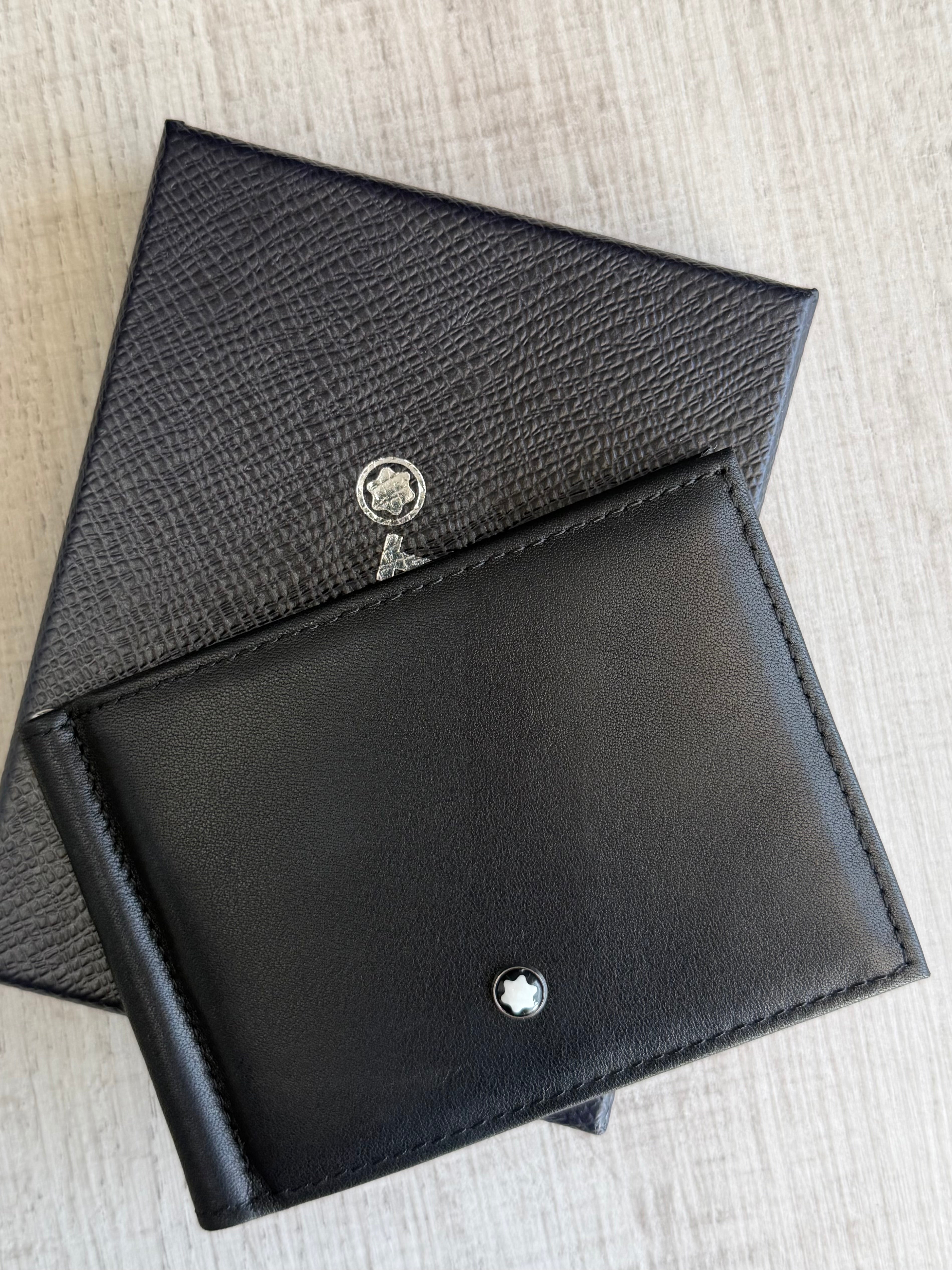 Mont blanc card holder