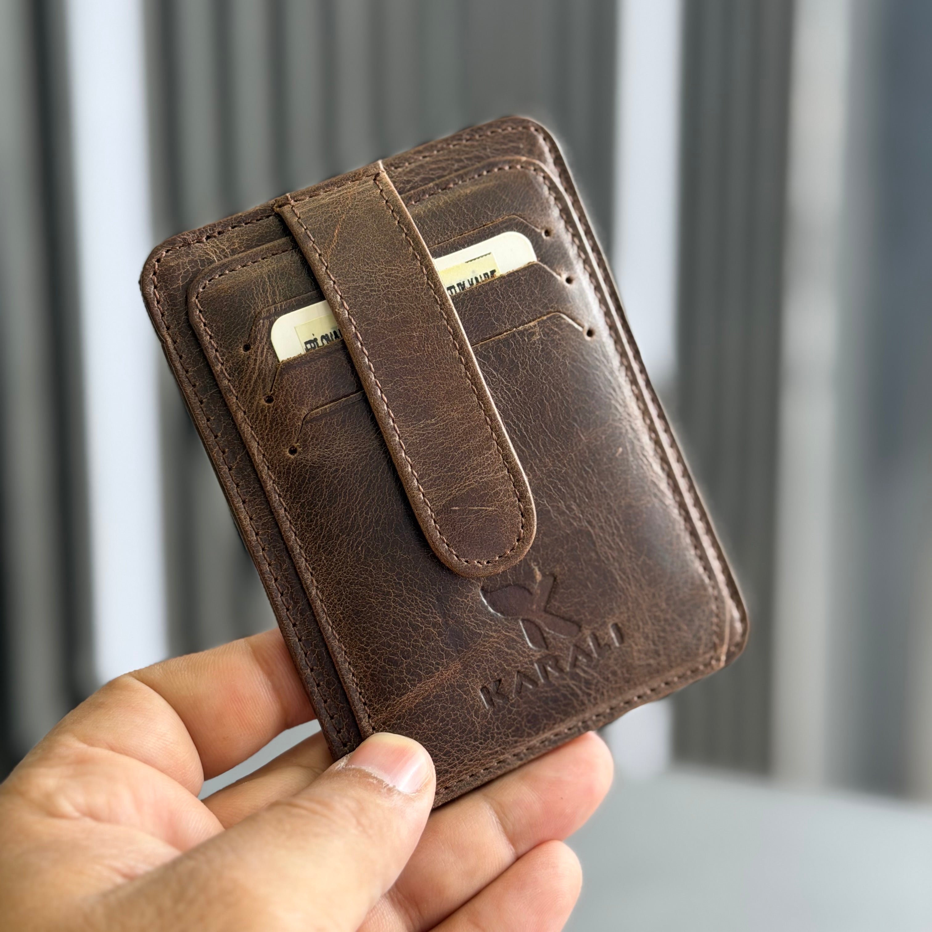 Karali visa wallet