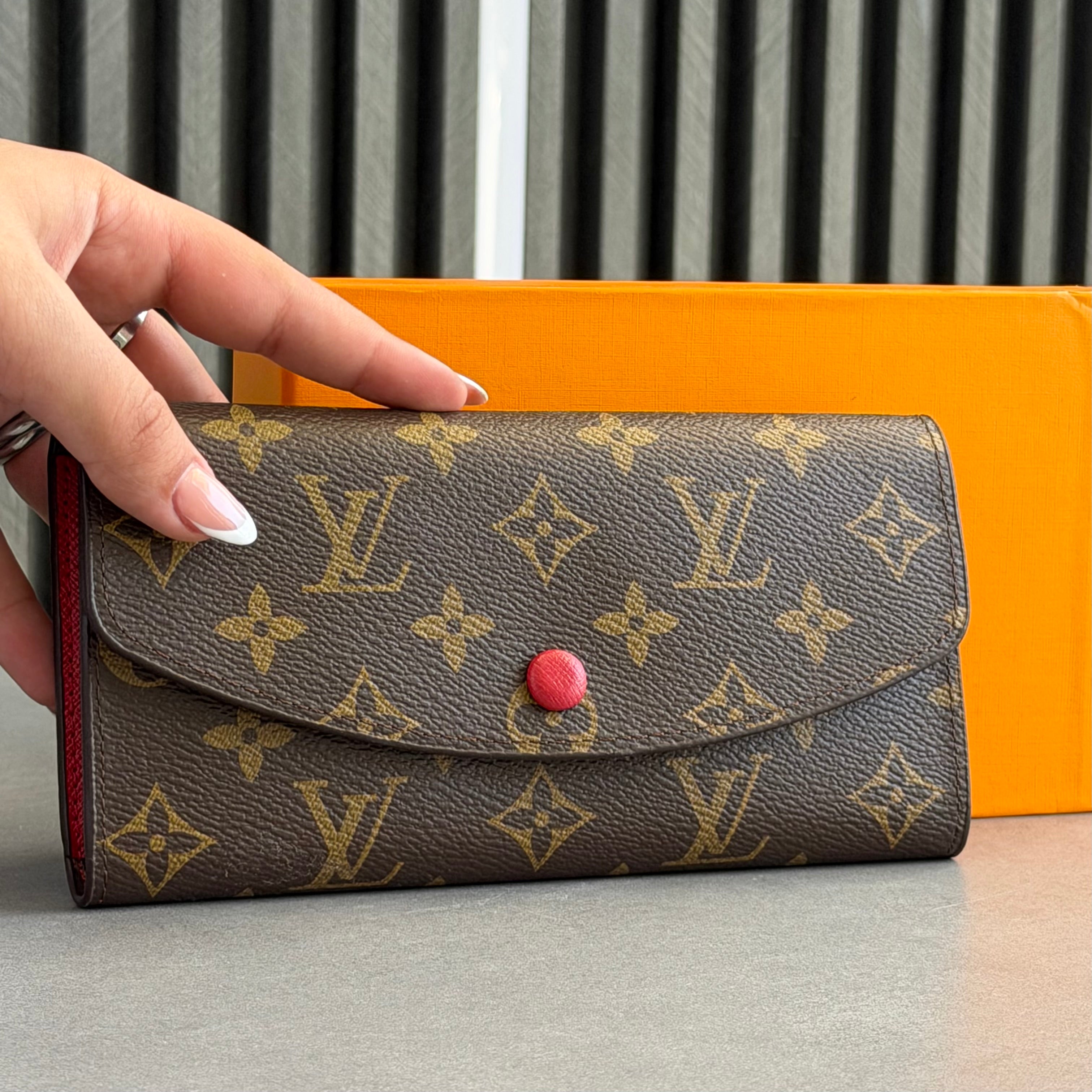 LV wallet