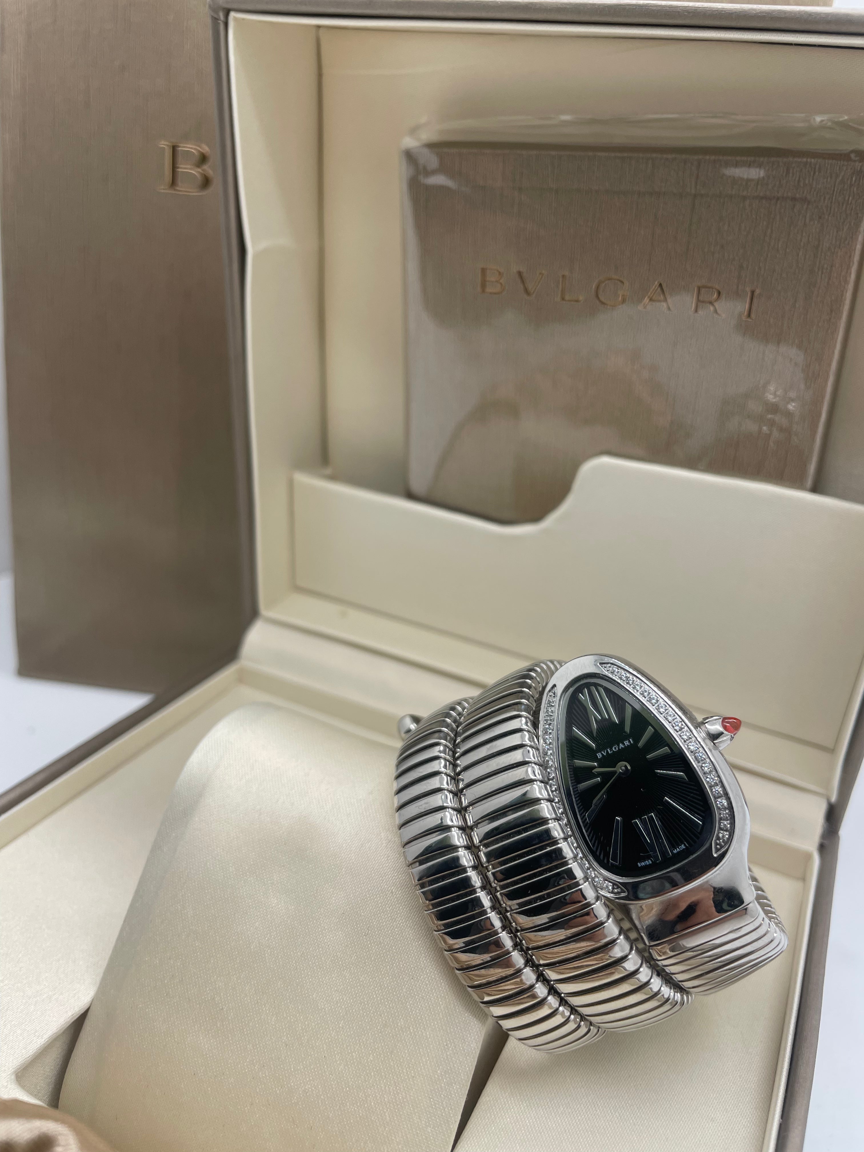 Bvlgari Serpenti Watch Silver Black Dial 35mm