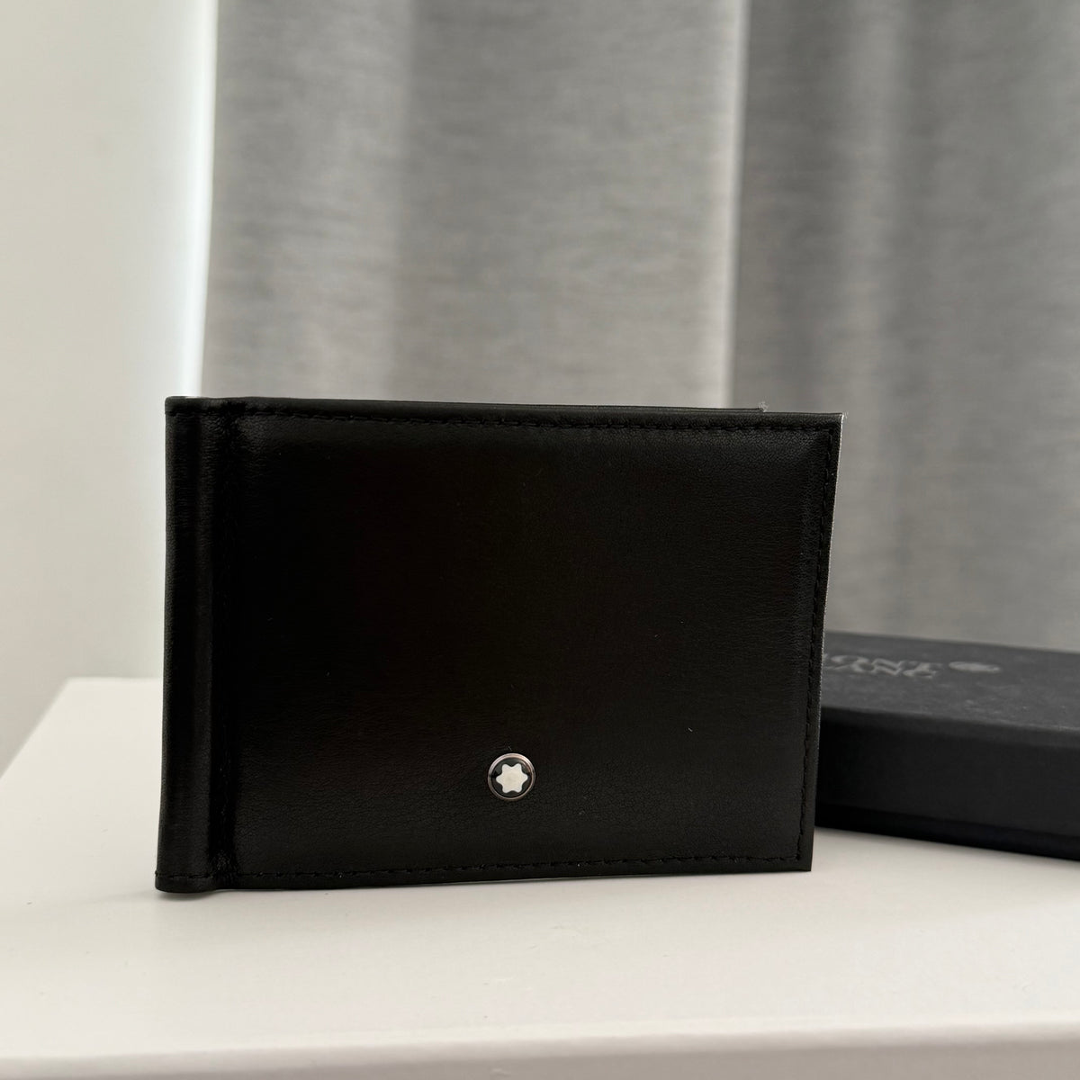 Mont blanc card holder