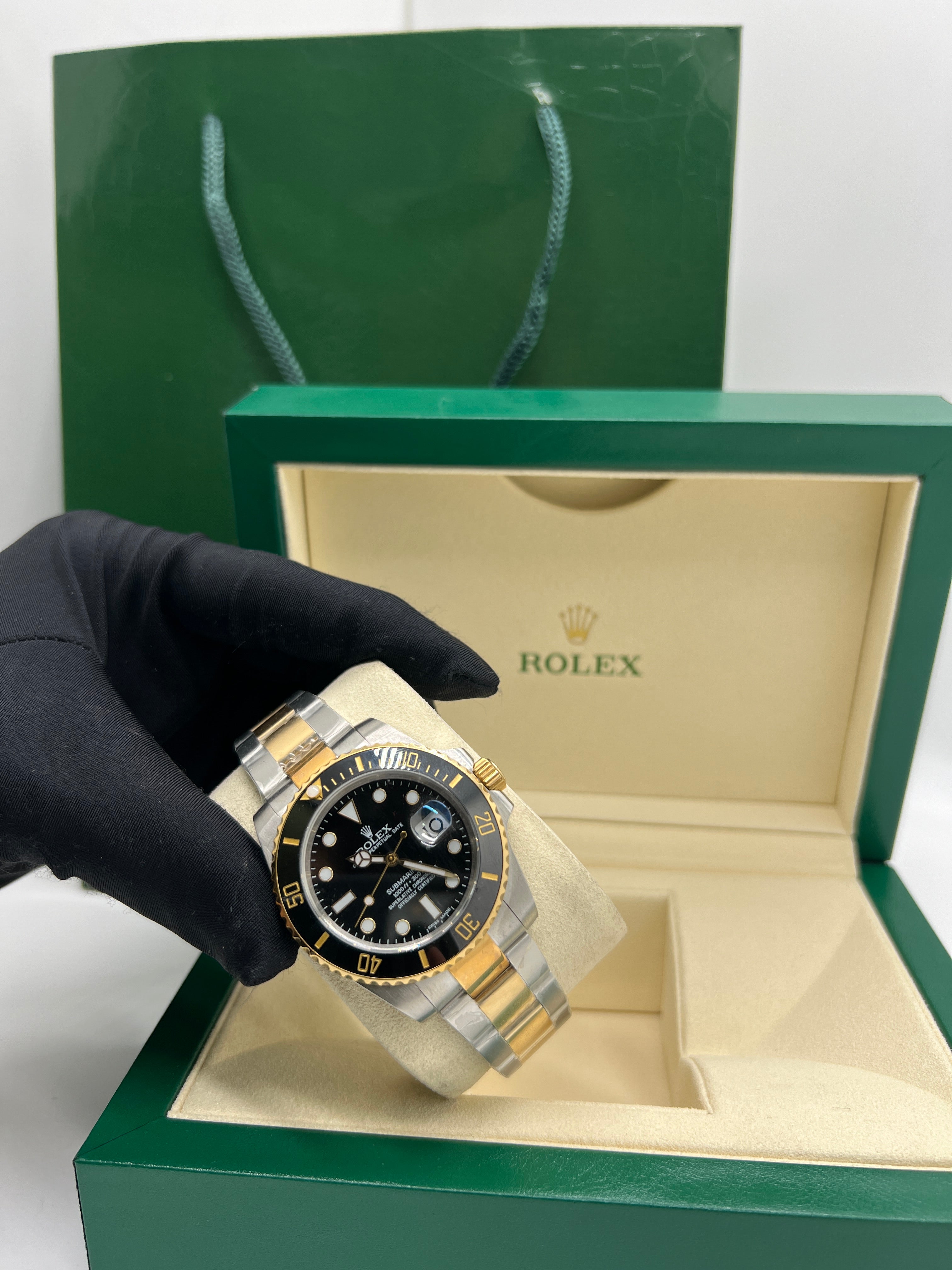 Rolex Submariner Date / Black dial